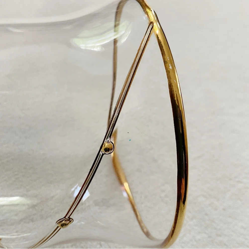 Vintage Pier 1 Clear Blown Glass Vase Gold Rim Spiral Swirl Accent 6”